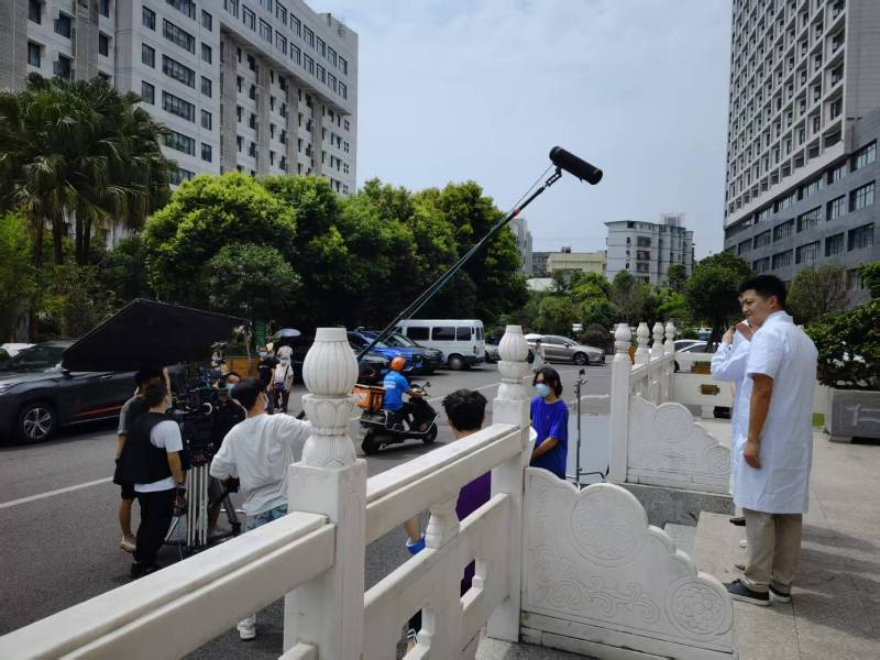 西岗区广告片拍摄公司低成本实现高规格制作的诀窍
